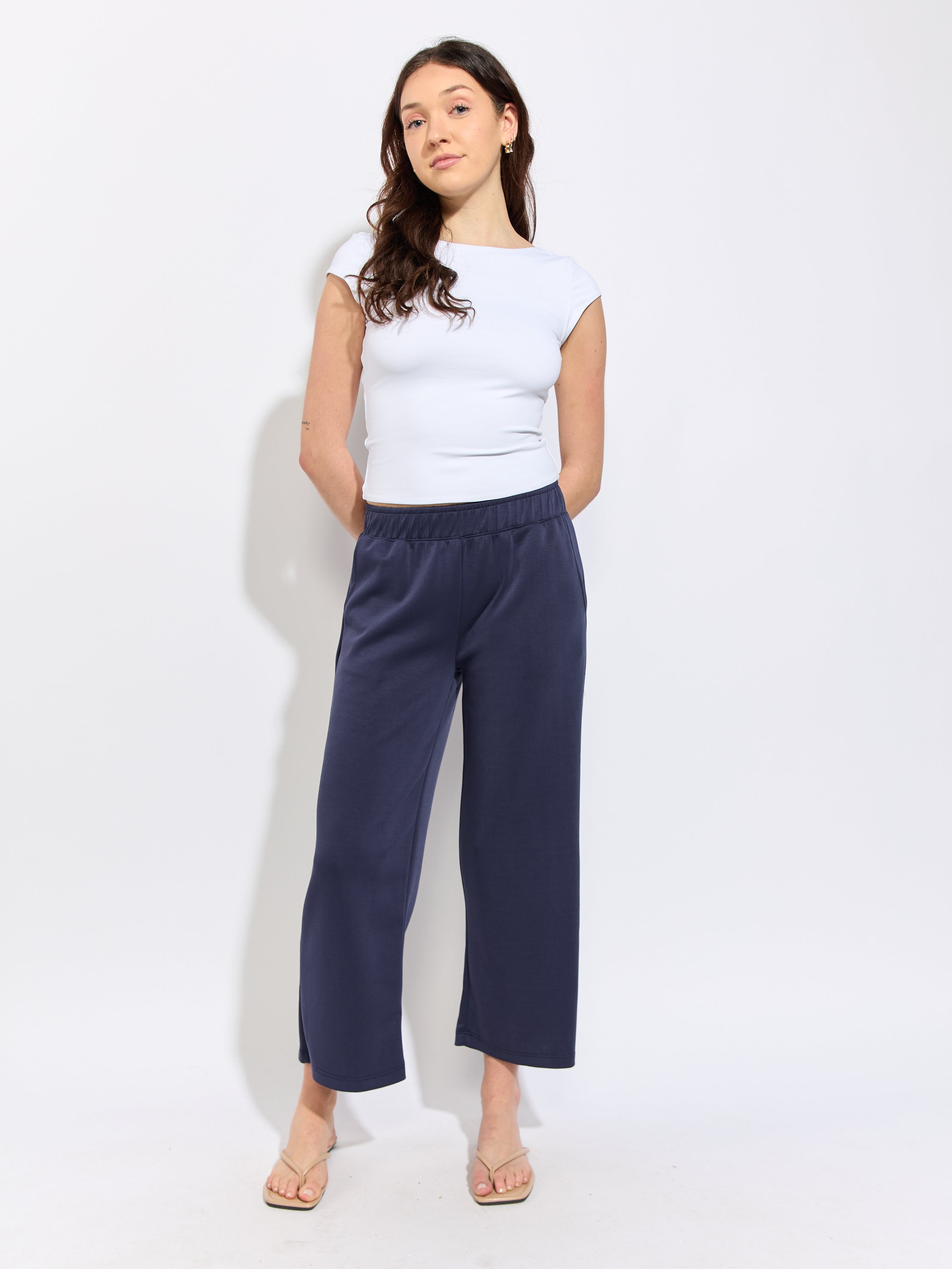 Luna Modal Wide Cropped Pant