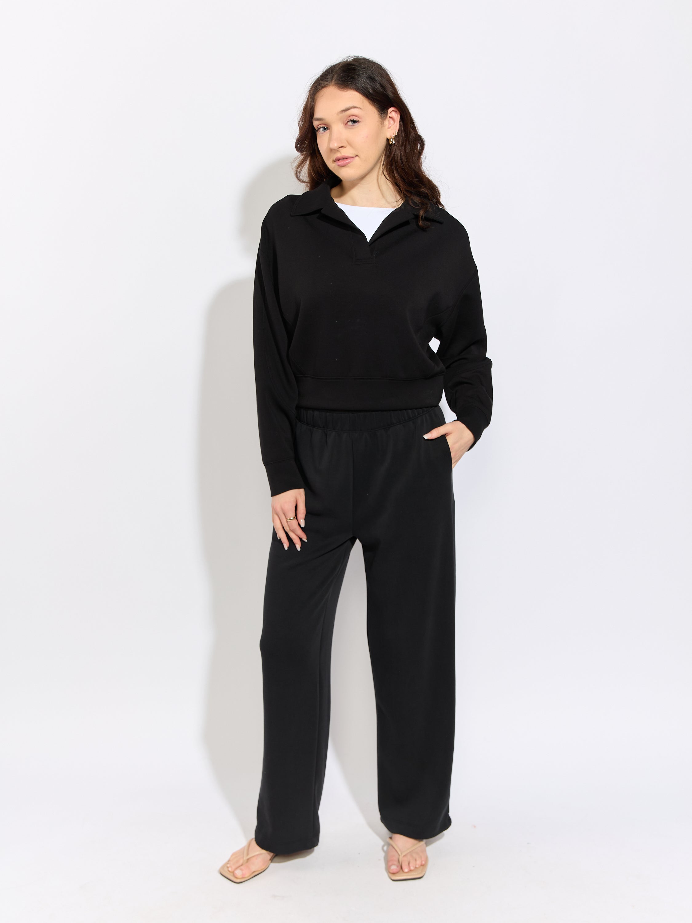 Second Skin Saddle V-Neck Scuba Crew Sweatshirt