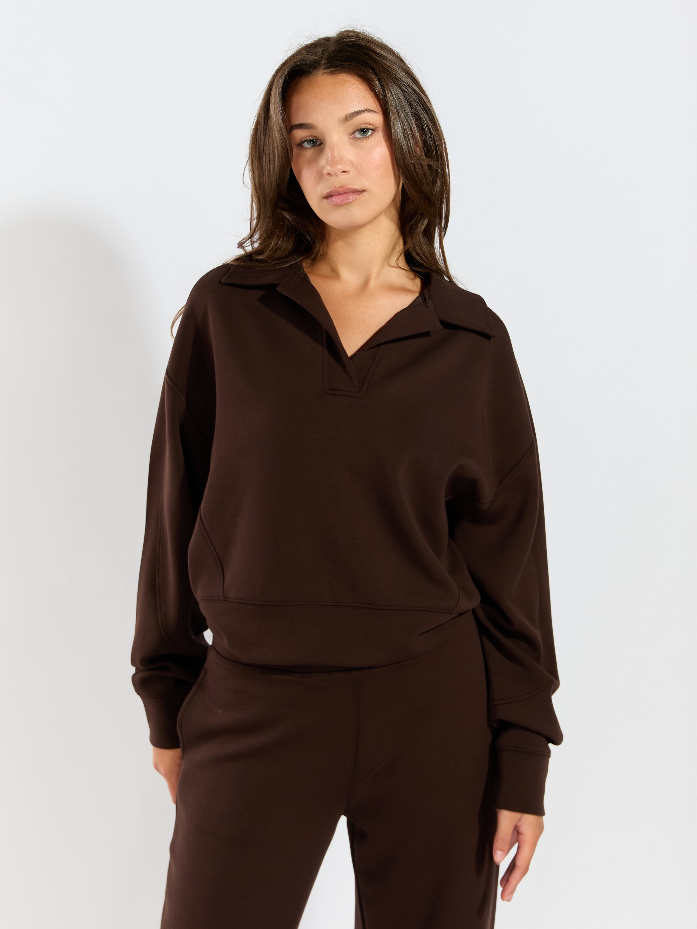 Second Skin Saddle V-Neck Scuba Crew Sweatshirt