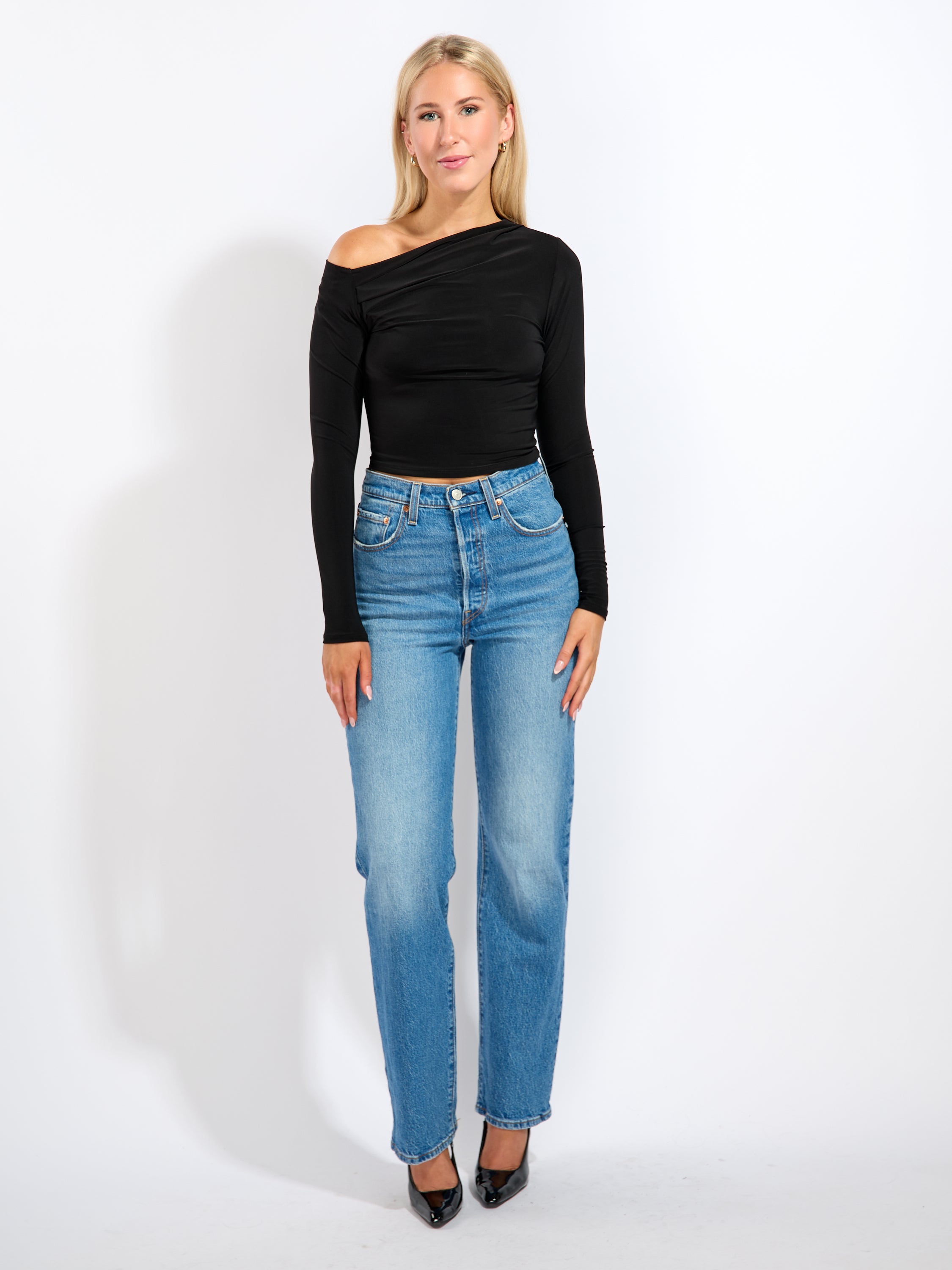 Aiko Jersey Long Sleeve Off-Shoulder Top