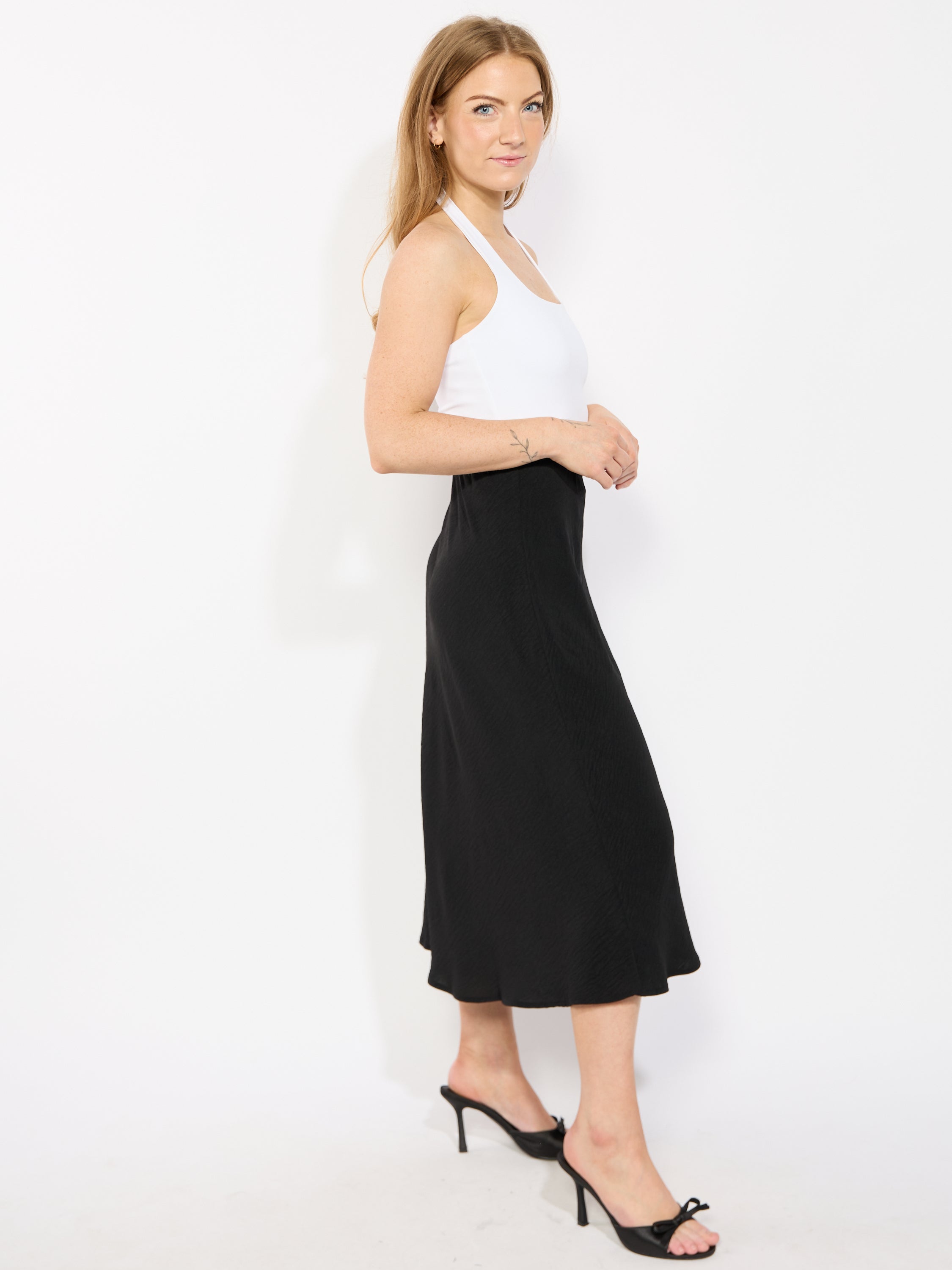Annie Airflow Midi Skirt
