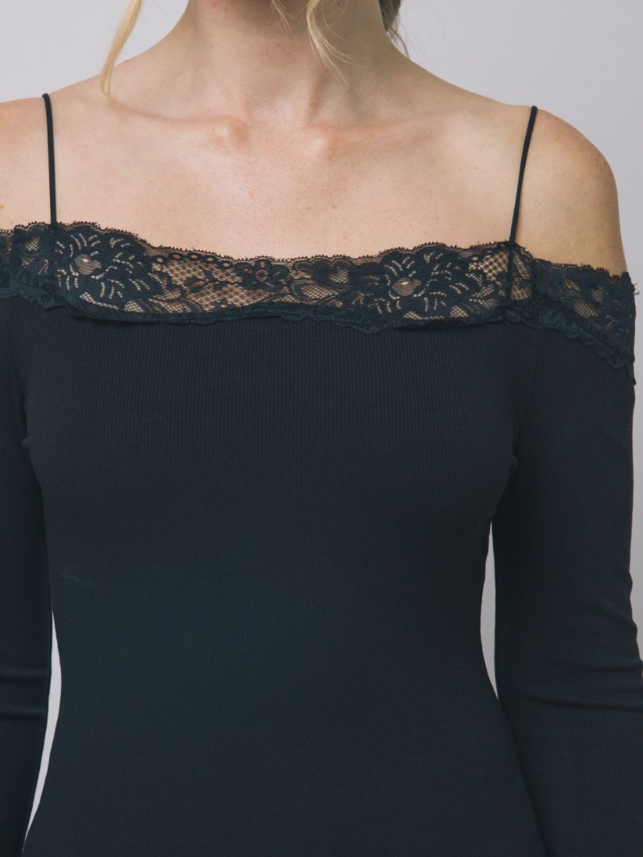Banks Off-the-Shoulder Lace Trim Top