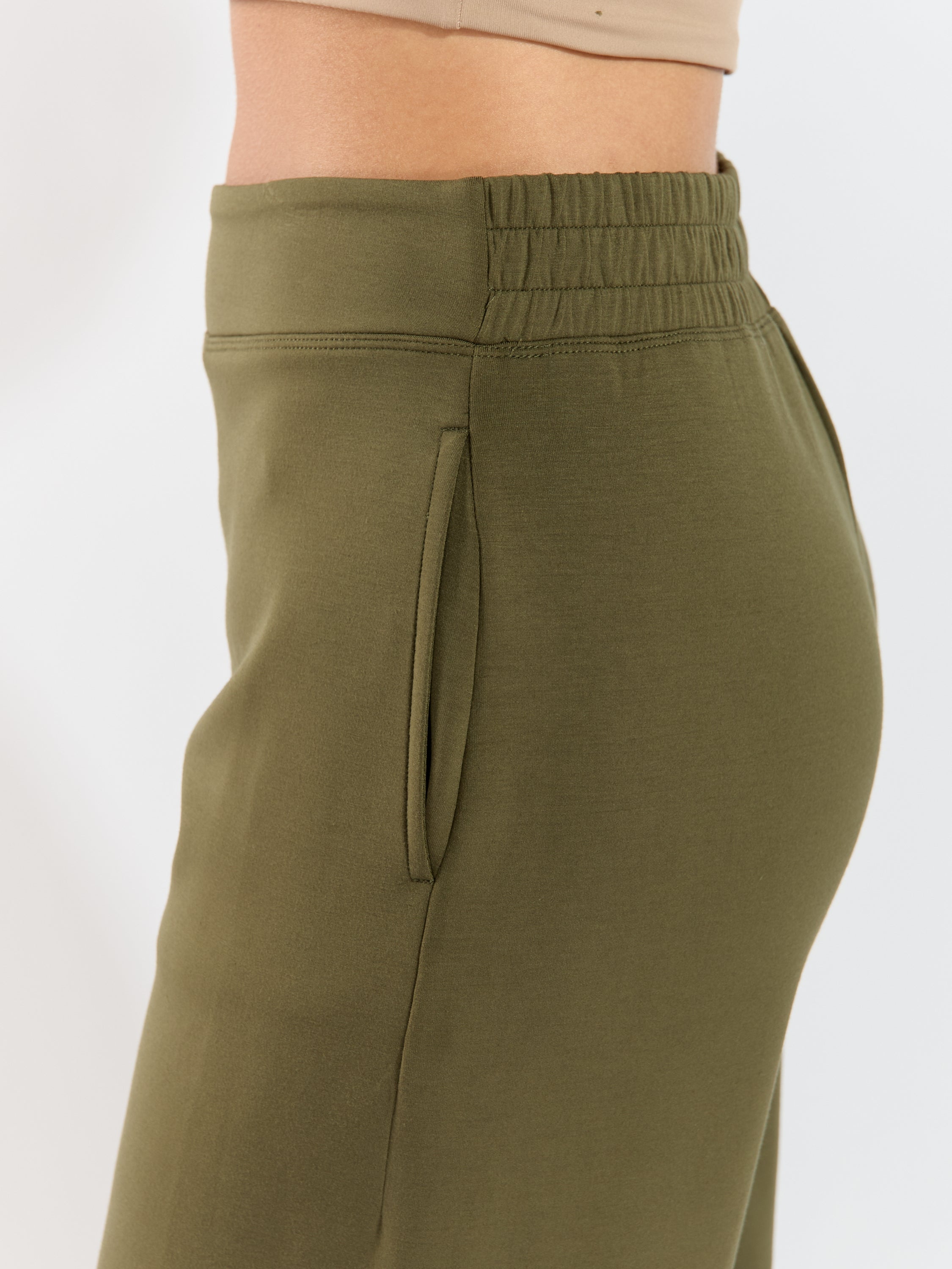 Second Skin Victoria Solid Scuba Wide Pant