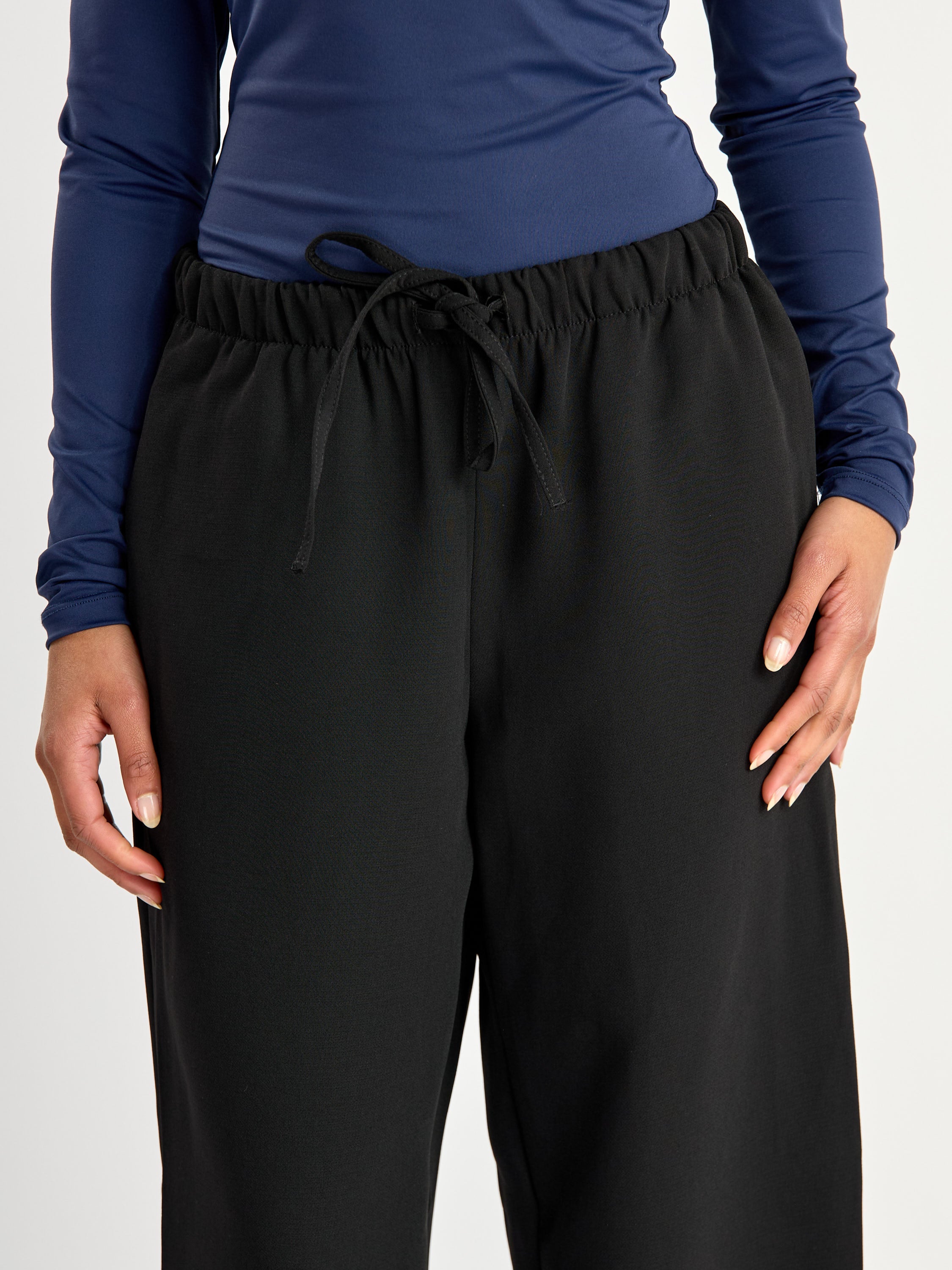 Merry Wide-Leg Tie Dress Pant