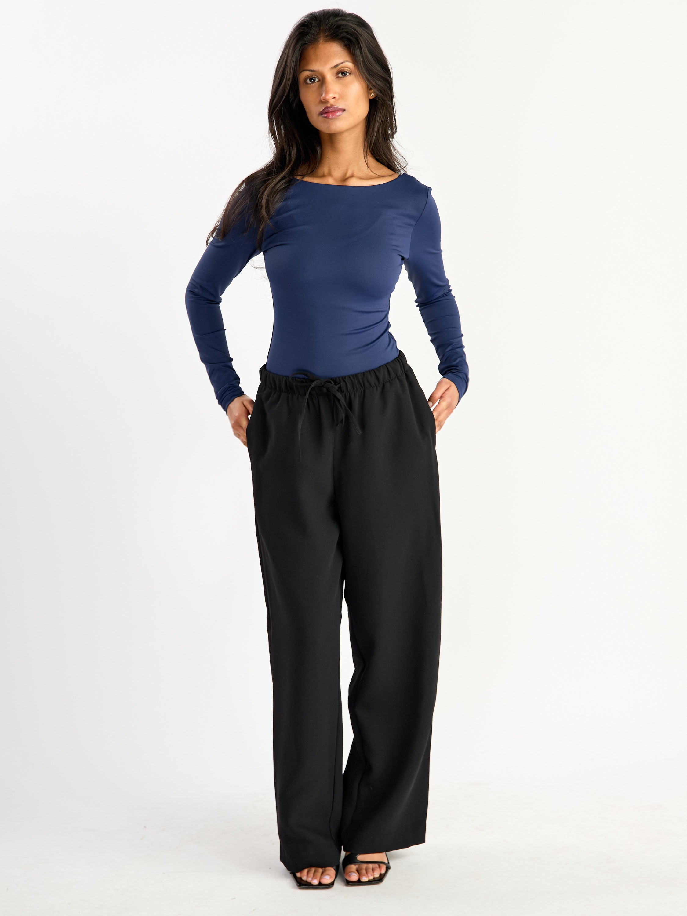 Merry Wide-Leg Tie Dress Pant