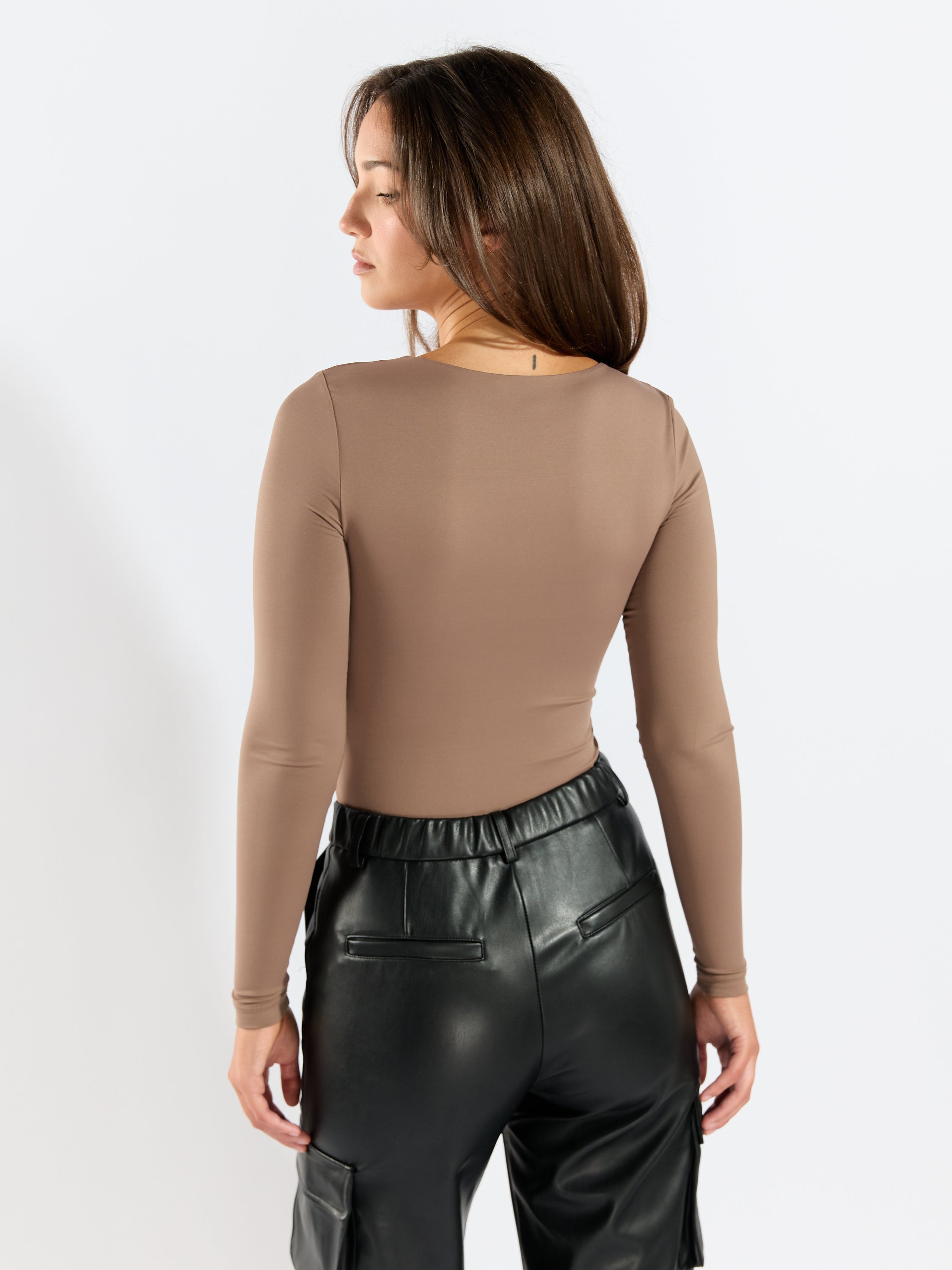 Second Skin Samantha Sweetheart Long Sleeve Bodysuit