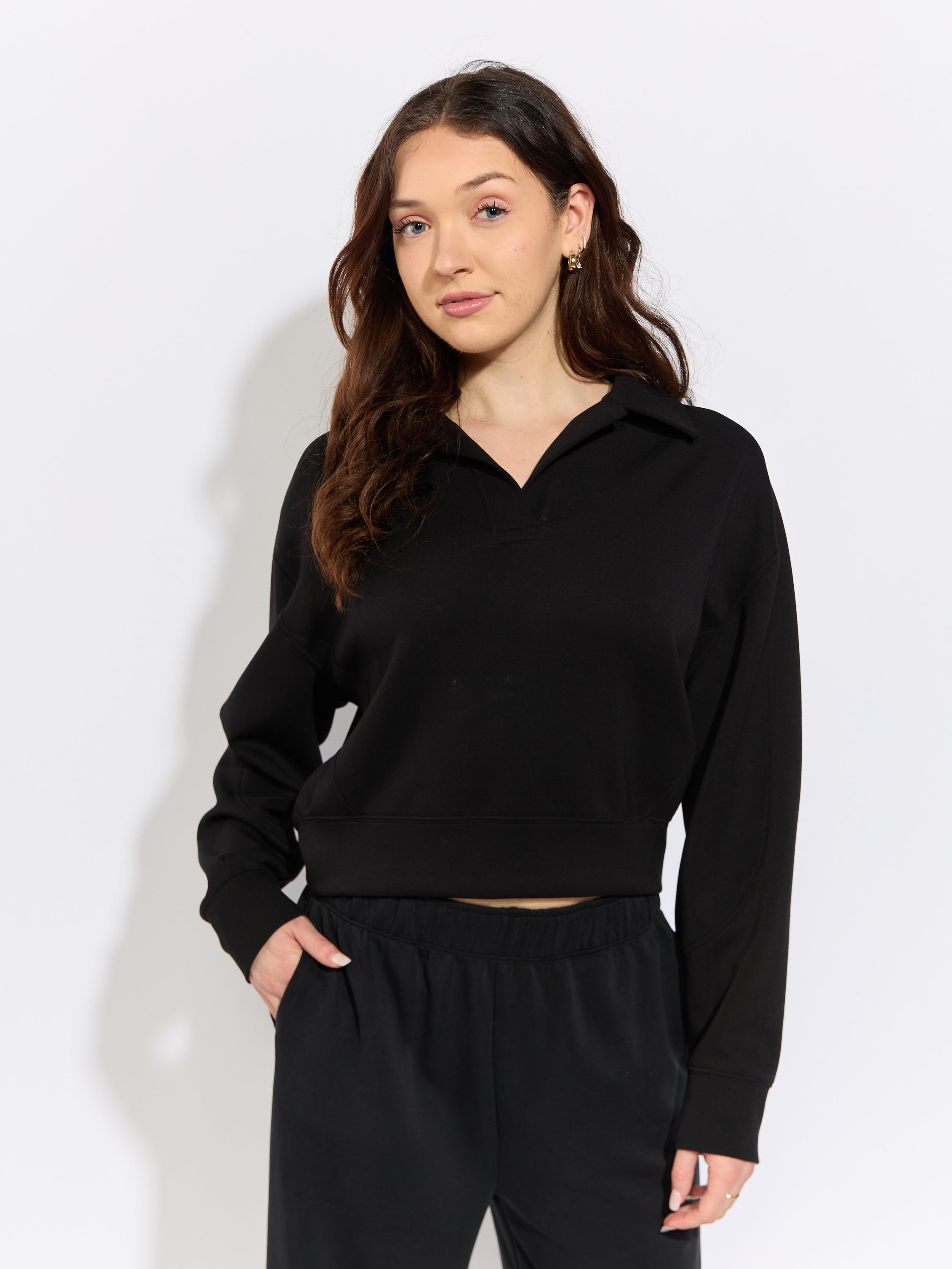 Second Skin Saddle V-Neck Scuba Crew Sweatshirt