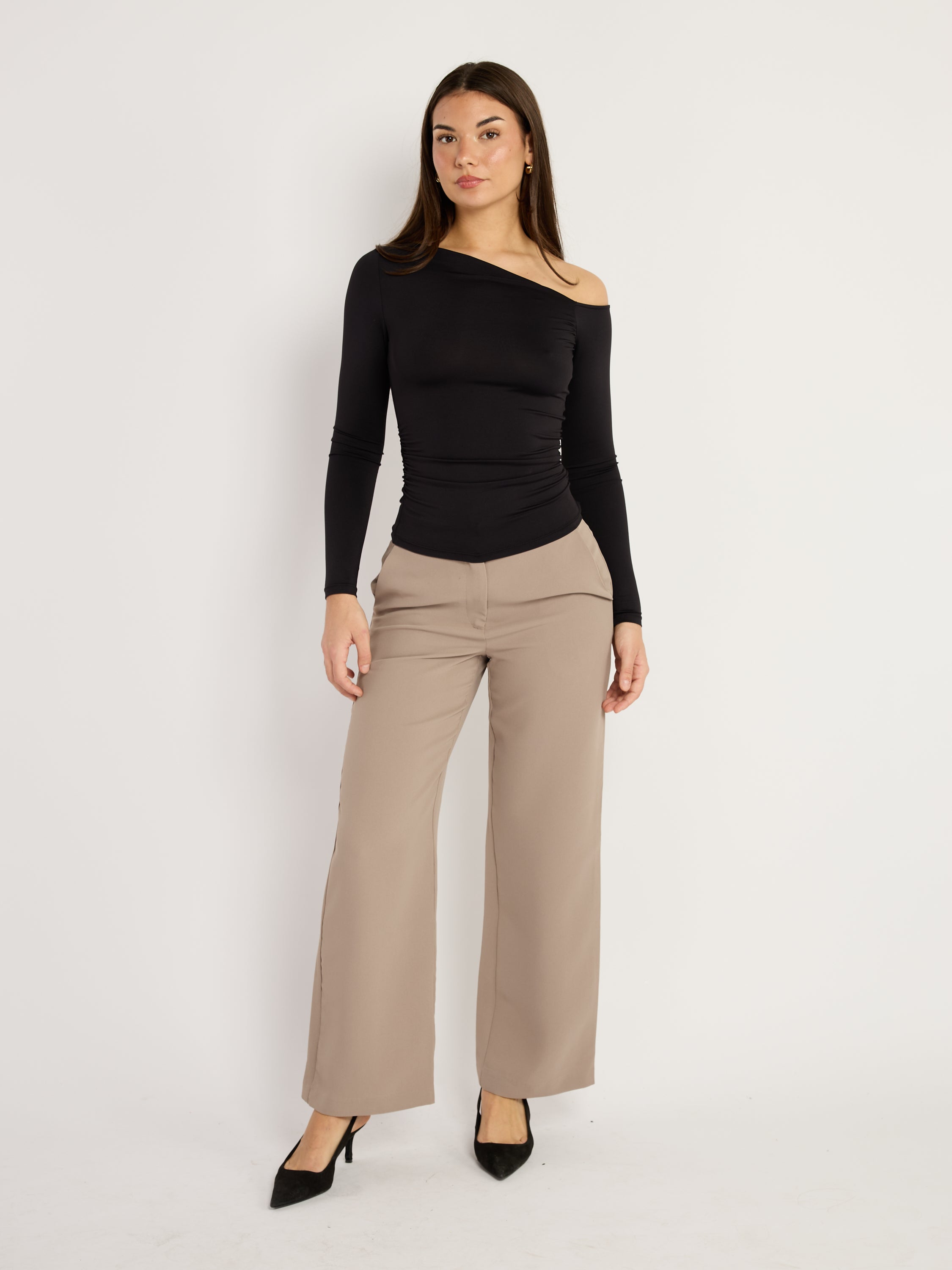 Second Skin Mite Off the Shoulder Top