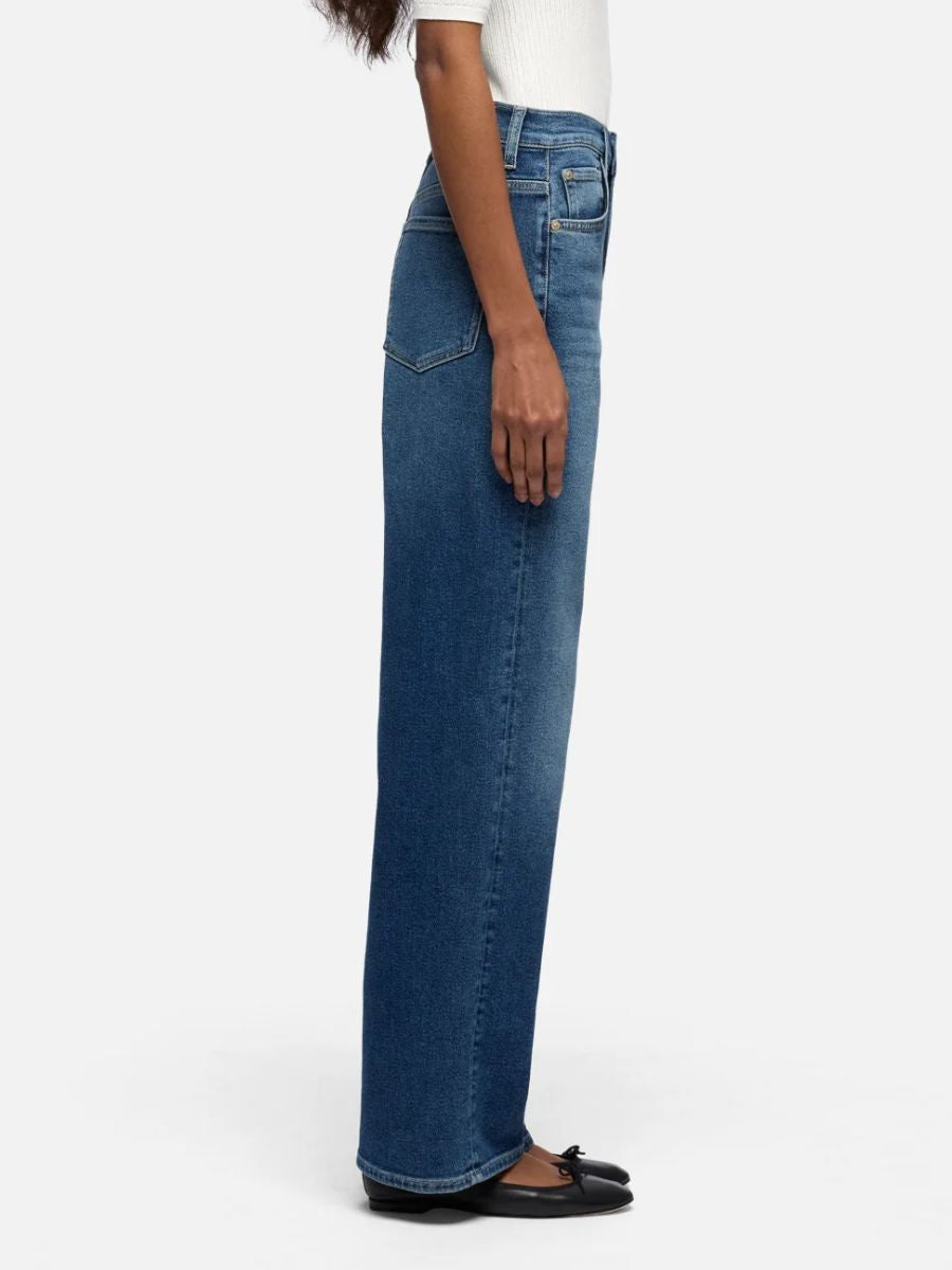 7 For All Mankind Stovepipe Straight Jean