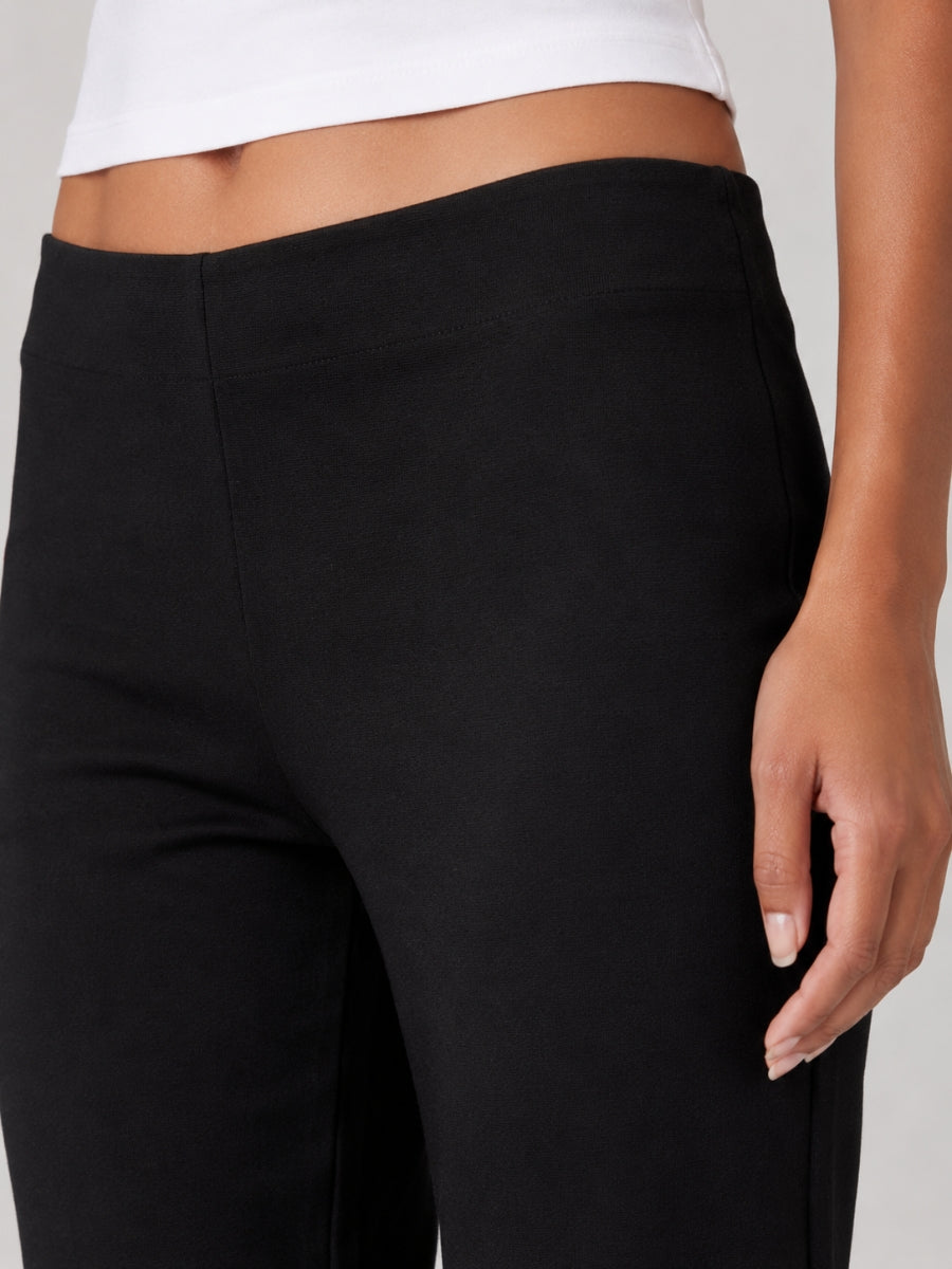 Windy Ponte Capri Pants