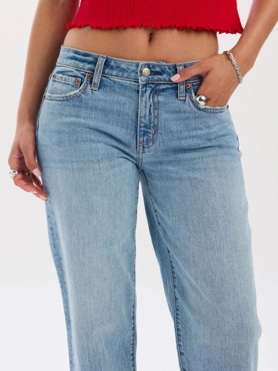 Daze Keeper Crop Low Straight Leg Jean