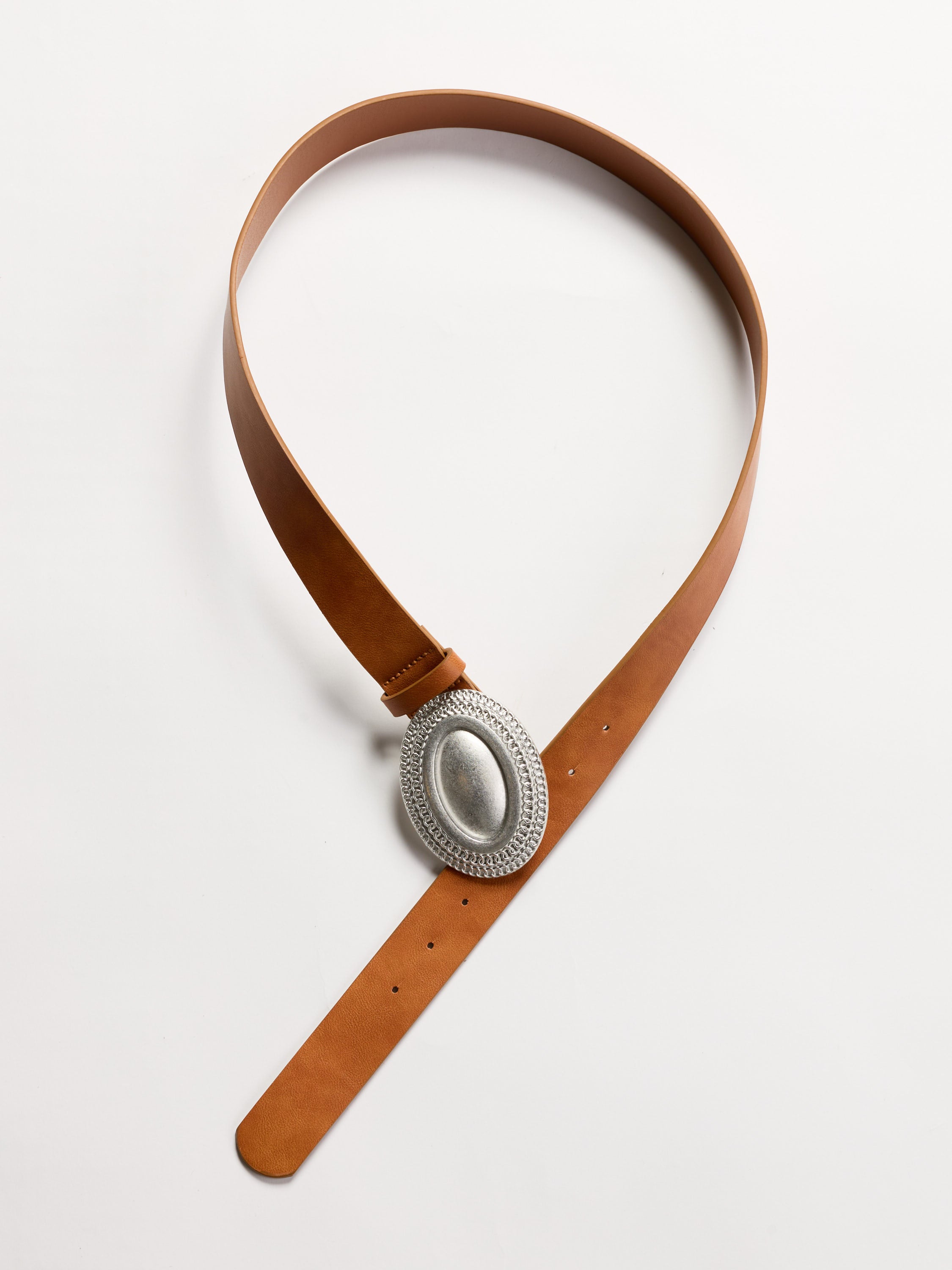 Western Oval Buckle Leather Belt
