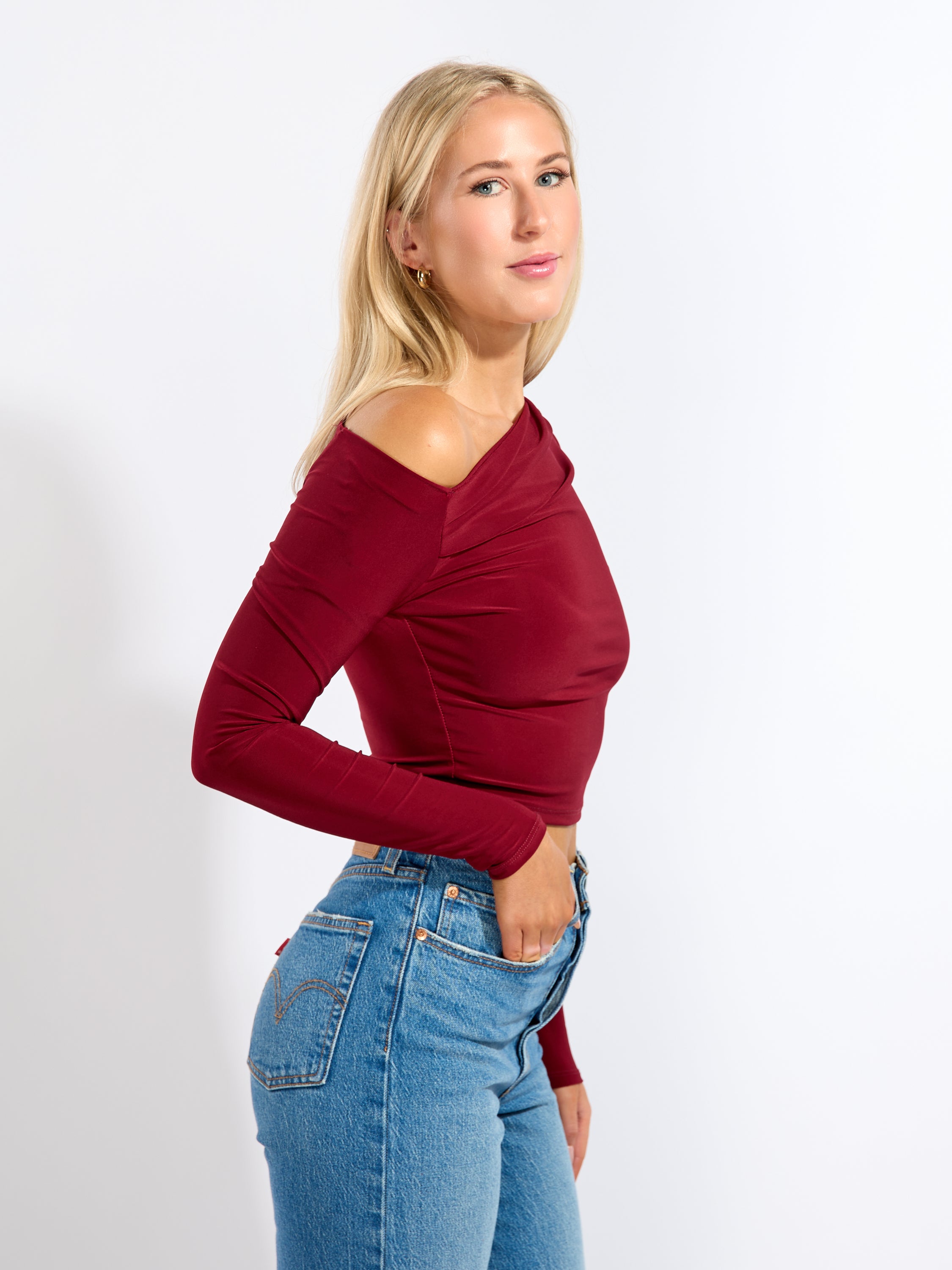 Aiko Jersey Long Sleeve Off-Shoulder Top