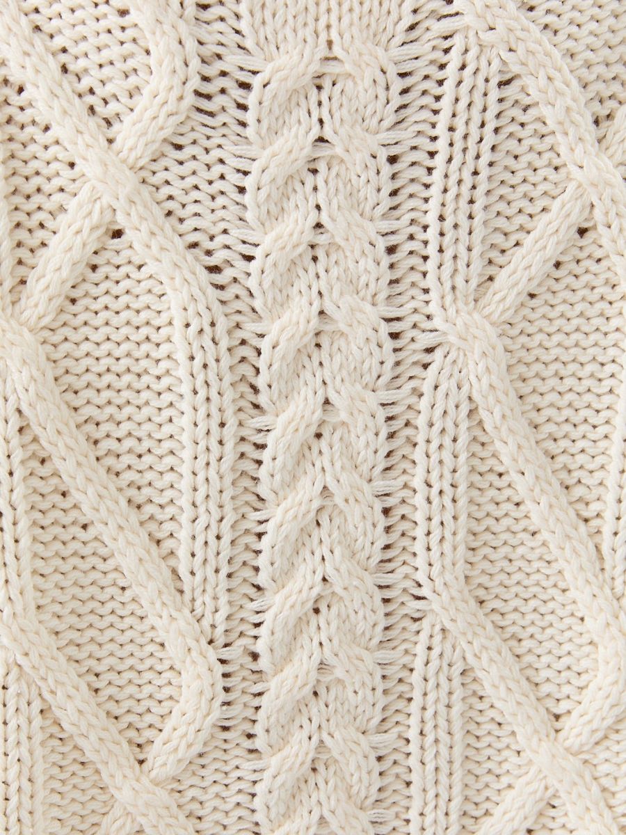 Ava Cable Short Sleeve Boxy Sweater