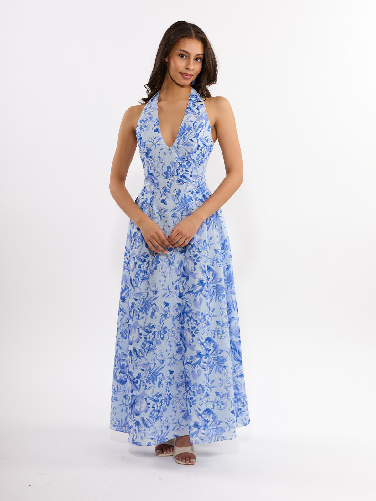 Sylis Linen Halter Maxi Dress