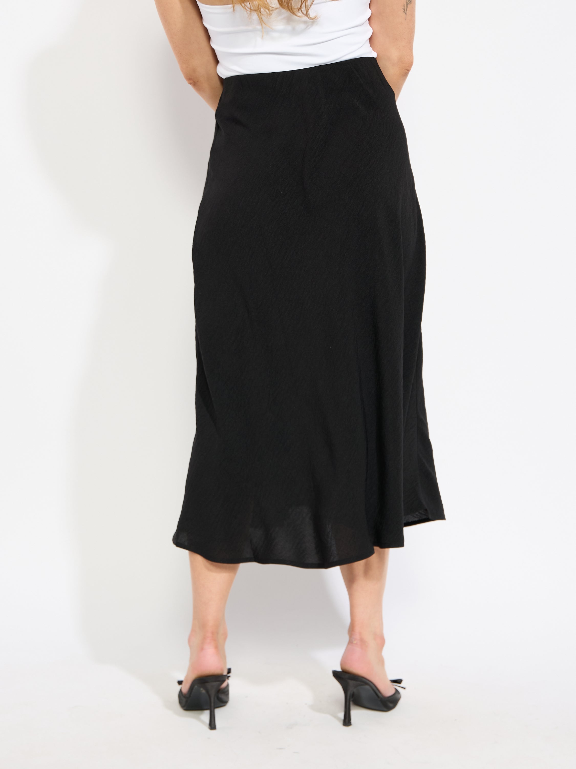 Annie Airflow Midi Skirt